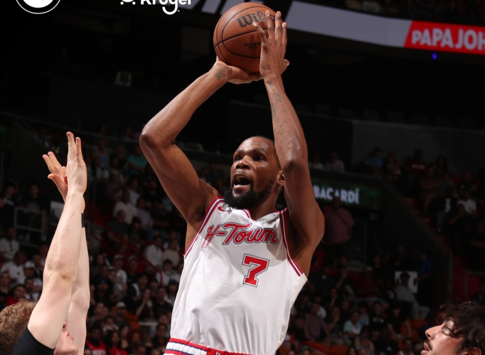 开云app-火箭出现内讧！杜兰特空砍32分，申京阿门拖后腿，伊森叫板乌度卡|热火|凯文·杜兰特|谢泼德|阿德巴约|安德鲁·维金斯_新浪体育_新浪新闻