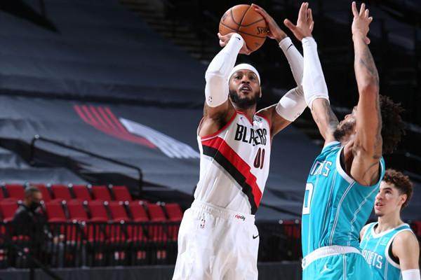 开云app-温水煮蛙走到死胡同 开拓者主帅进入离队倒计时？